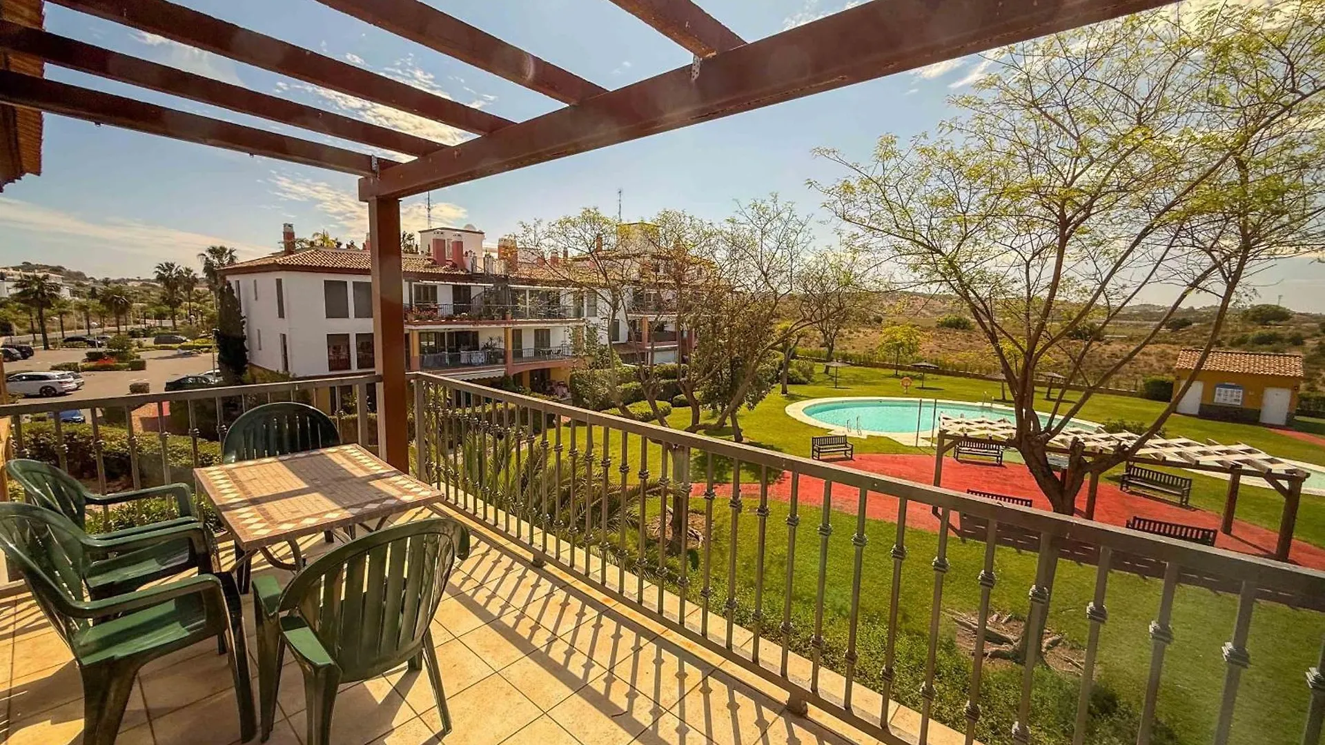 Cis01 Pool View South Facing Roof Terrace Apartamento Aiamonte